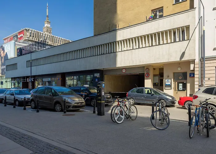 Beautiful Apartment With Balcony In Heart Of Warsaw By Noclegi Renters